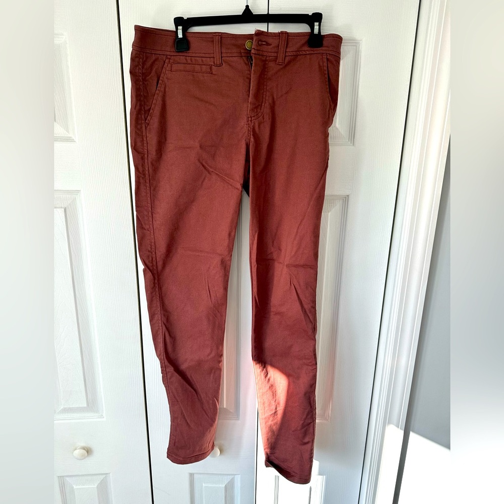 41 Hawthorne size 10 chinos